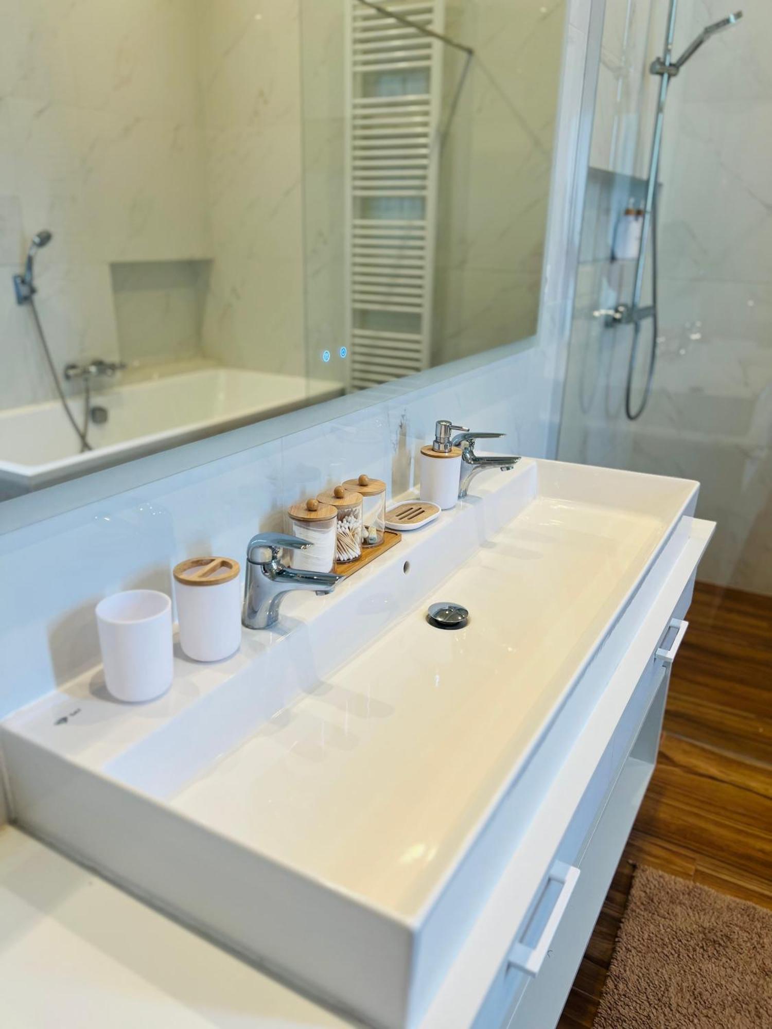 Wenceslas Square Apartment 150 M2 Prague Extérieur photo
